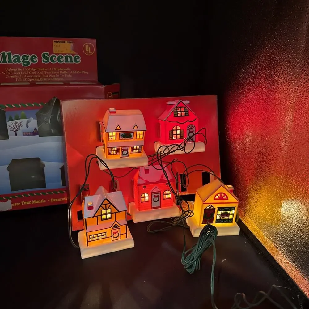 Vintage Tony Inc. 10 Light Christmas Village Scene, Lighted Cottage Panels.